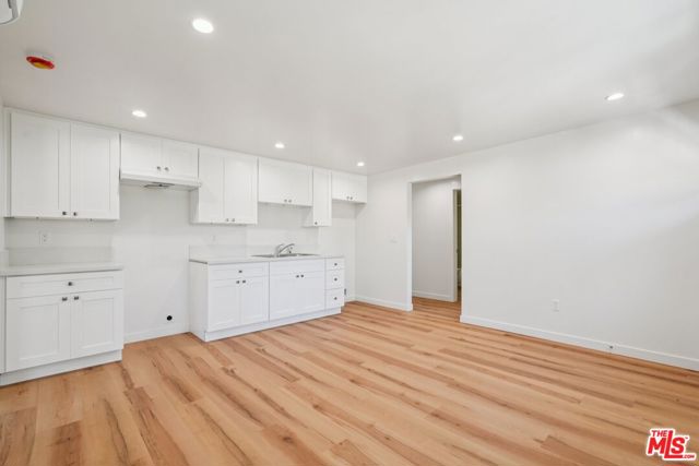 2922 8th Avenue, Los Angeles CA: https://media.crmls.org/mediaz/c303fceb-3bb7-44f5-9505-a7f42226b4c4.jpg
