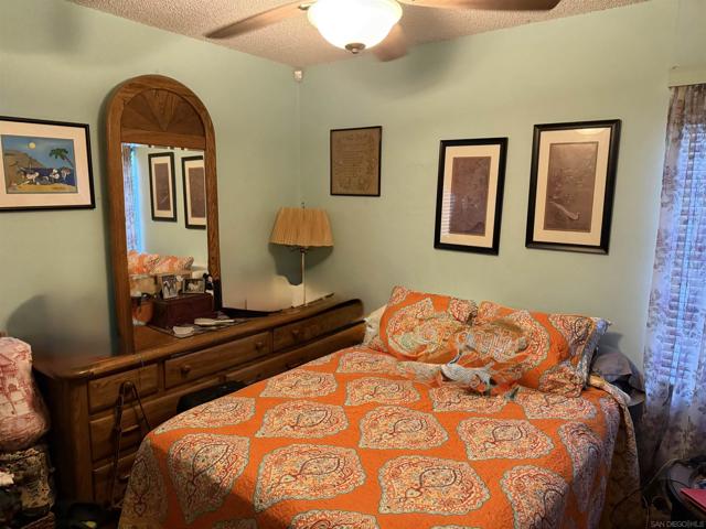 3761 Poe Street, San Diego CA: https://media.crmls.org/mediaz/c3050d5f-d1dd-478a-8f88-6d0c06fbaa31.jpg
