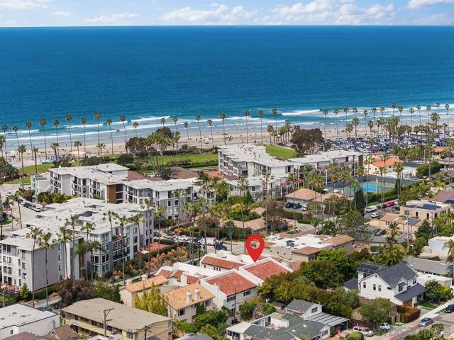 8131 El Paseo Grande, La Jolla, California 92037, 2 Bedrooms Bedrooms, ,2 BathroomsBathrooms,Condominium,For Sale,El Paseo Grande,240021976SD