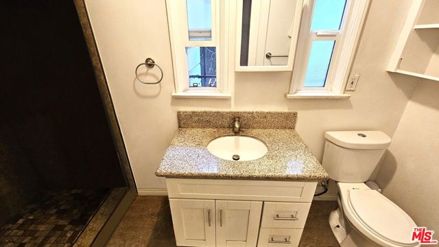 3212 De Witt Drive, Los Angeles CA: https://media.crmls.org/mediaz/c3074ec8-5502-4f44-b2dd-e3c9983d55ec.jpg