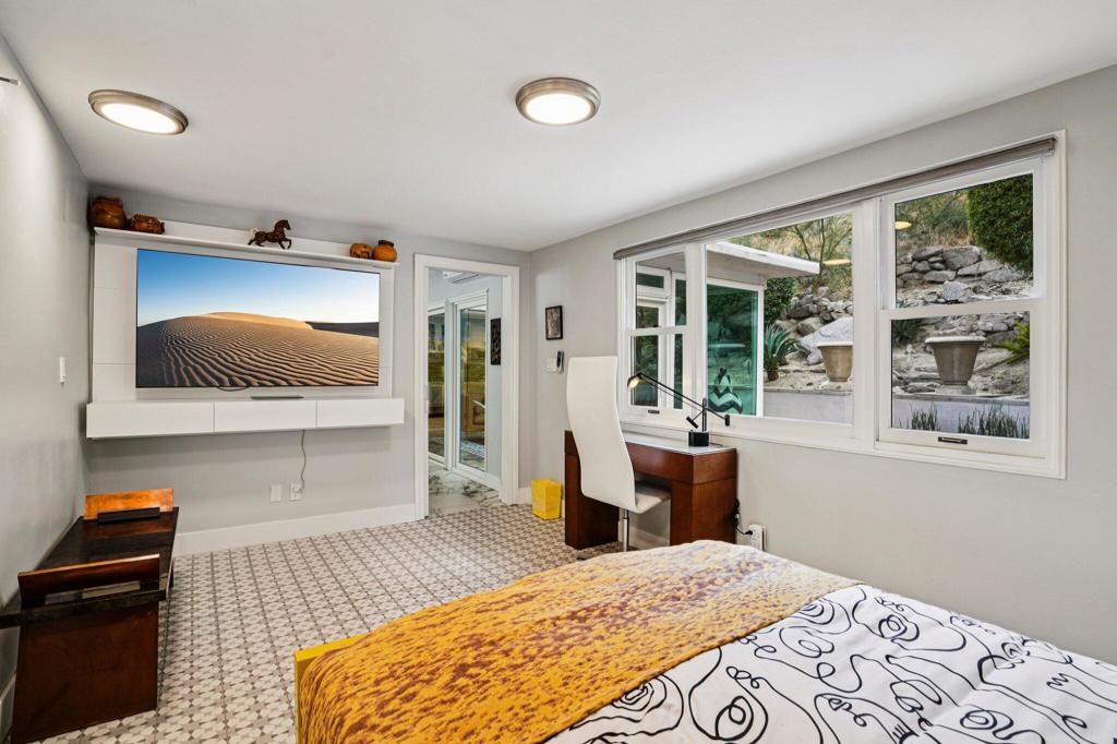 MLS #219138722DA image #32