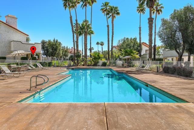 618 Vista Lago N Circle, Palm Desert CA: https://media.crmls.org/mediaz/c308e5c6-c9bd-4ff5-9cfb-d2bdbcbbe059.jpg