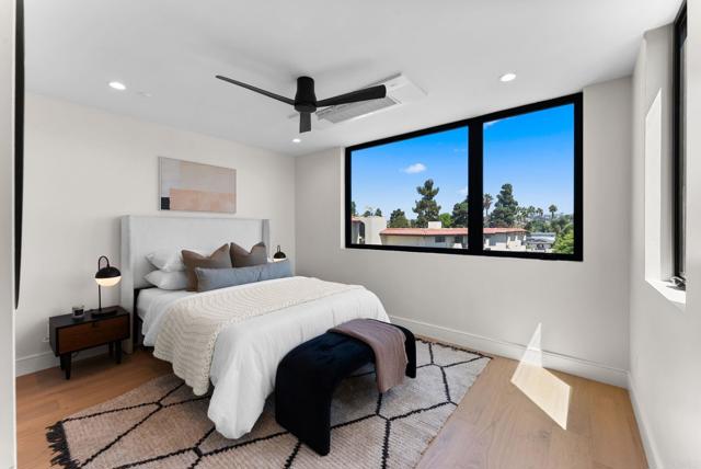 Detail Gallery Image 17 of 27 For 4210 Tonopah Ave, San Diego,  CA 92110 - 3 Beds | 3/1 Baths