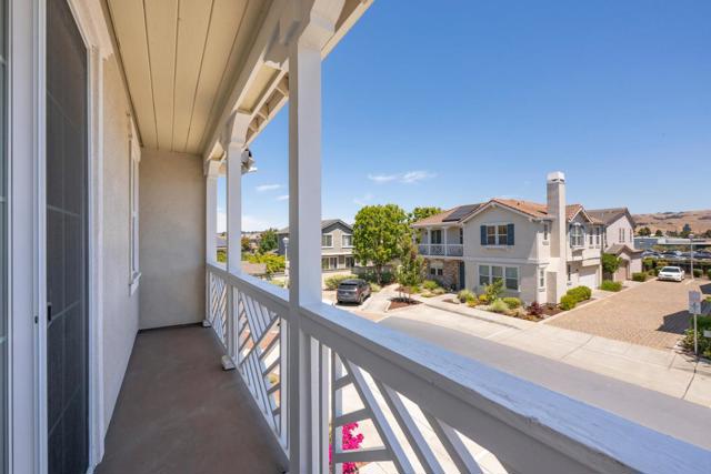 1614 Welford Circle, Hayward CA: https://media.crmls.org/mediaz/c30ab8f2-49db-458e-81a1-da4c6d782ddd.jpg