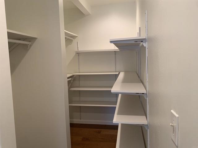 Detail Gallery Image 9 of 18 For 7229 Fay Ave, La Jolla,  CA 92037 - 4 Beds | 2 Baths