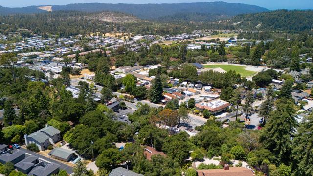 22 Quien Sabe Road, Scotts Valley CA: https://media.crmls.org/mediaz/c30d3fc5-357b-41b8-adc7-8386b7926db1.jpg