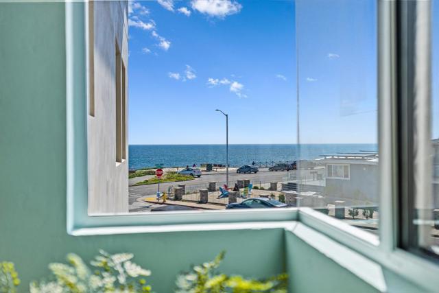 890 West Cliff Drive, Santa Cruz CA: https://media.crmls.org/mediaz/c30d5128-eb86-4041-9ca3-3a3eff3f43d9.jpg