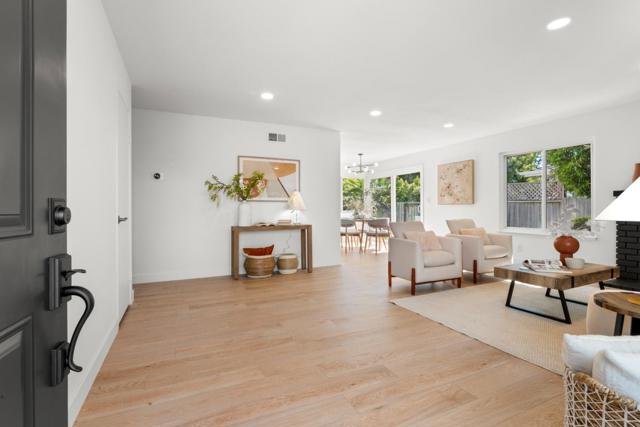 631 Spar Drive, Redwood City CA: https://media.crmls.org/mediaz/c30d9625-8f8b-41a4-8d14-c2528112de1f.jpg