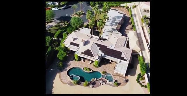 79465 Brookville, La Quinta CA: https://media.crmls.org/mediaz/c30da420-5e1a-4ad5-9126-4a6e6c2c04b2.jpg