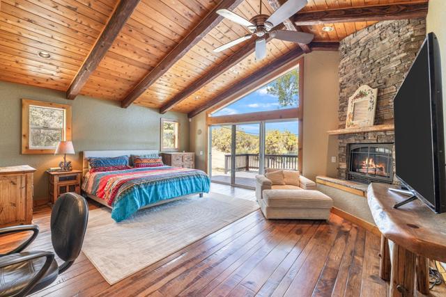 36958 Goldshot Creek Road, Mountain Center CA: https://media.crmls.org/mediaz/c30dda33-ecf2-4639-bbfe-ad5d3d08ab9a.jpg