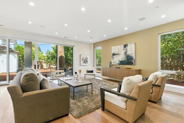 2200 Saint Francis Drive, Palo Alto CA: https://media.crmls.org/mediaz/c30e3e07-6f56-431a-a084-aefee155d8ff.jpg