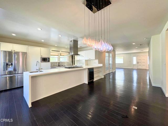 Detail Gallery Image 10 of 33 For 869 S Euclid Ave, Pasadena,  CA 91106 - 3 Beds | 3 Baths