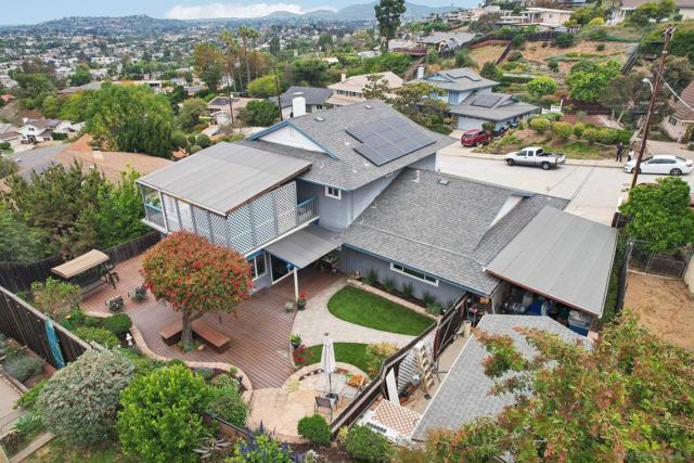 8007 Wetherly St, La Mesa CA: https://media.crmls.org/mediaz/c30eadda-2519-4009-9c74-462aa27a218e.jpg