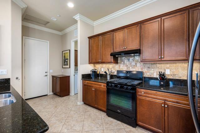 39007 Camino Orquesta, Indio CA: https://media.crmls.org/mediaz/c30ef562-0af2-4914-87cc-bea1fca5bff3.jpg