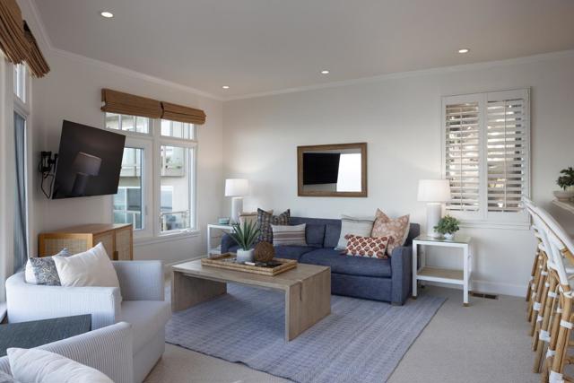 4840 Cliff Drive, Capitola CA: https://media.crmls.org/mediaz/c30f8043-246c-4953-a1a9-d13a7c1286cc.jpg