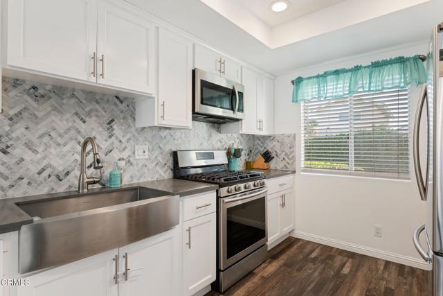 Detail Gallery Image 5 of 15 For 3175 Kelp Ln, Oxnard,  CA 93035 - 2 Beds | 1/1 Baths