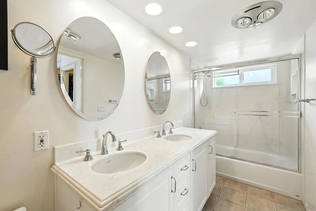 4343 Avenida Gregory, Spring Valley CA: https://media.crmls.org/mediaz/c3108010-1595-4b84-bd5f-909065cdc930.jpg