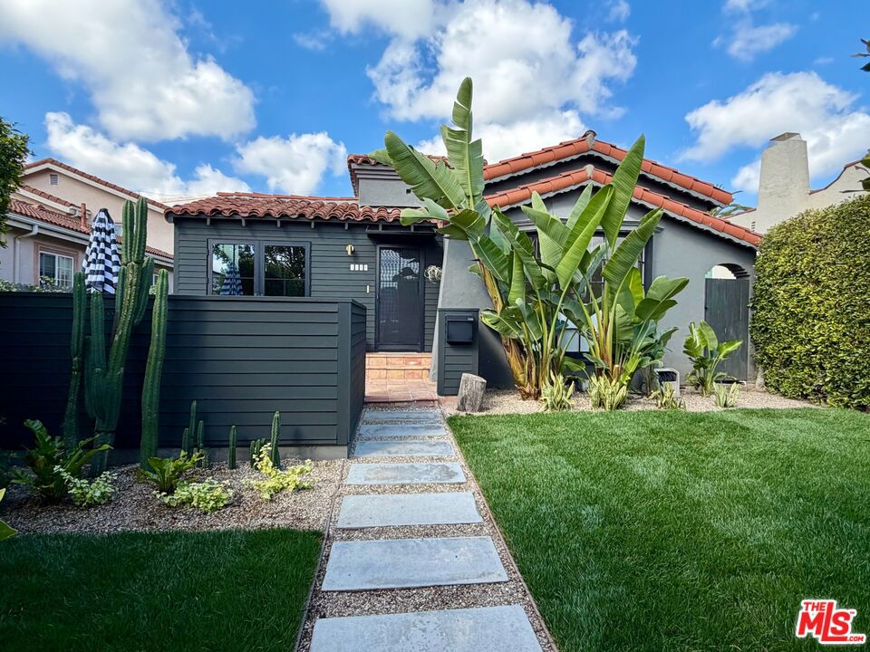 3159 Hutchison Avenue