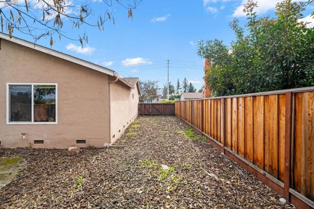 2935 Pine Valley Rd, San Ramon CA: https://media.crmls.org/mediaz/c310b8d0-8e8e-472c-82c4-dcfd82606468.jpg