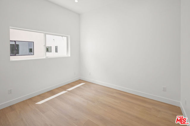 11010 Hortense Street, North Hollywood CA: https://media.crmls.org/mediaz/c310fee1-1f4e-4bb0-8f03-17312035a0c3.jpg