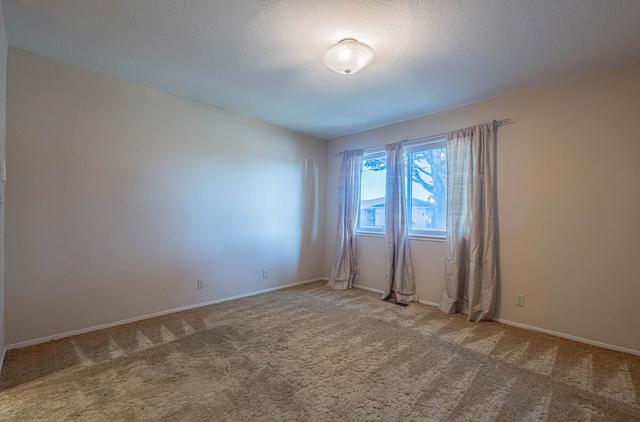 1007 Driftwood Place, Salinas CA: https://media.crmls.org/mediaz/c3127fc2-21d4-491b-a0d8-b6705ca6690d.jpg