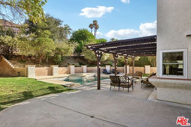 4 Bed Home for Sale in Los Angeles, California