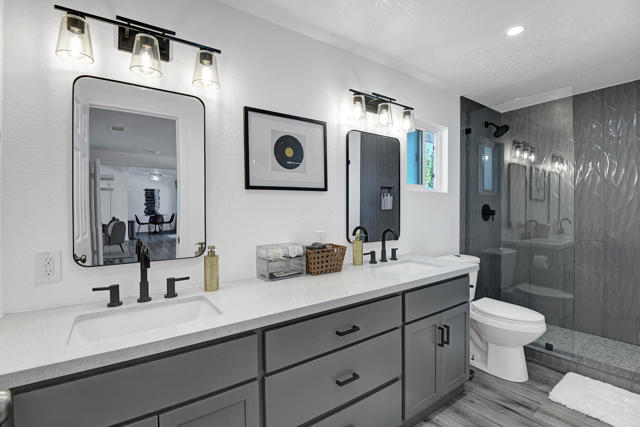 45468 Panorama Drive, Palm Desert CA: https://media.crmls.org/mediaz/c313aef7-6707-4c2e-9e32-d5e08f8ddf25.jpg