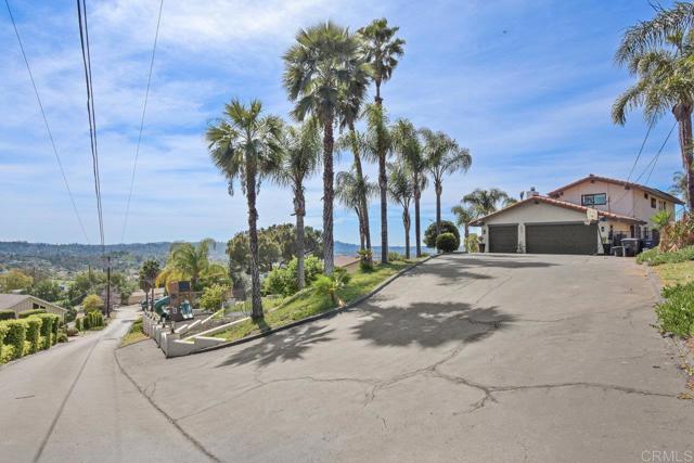 2044 Eula Lane, El Cajon CA: https://media.crmls.org/mediaz/c3143fd6-3a3f-4118-a28a-c7ef92bb64ba.jpg