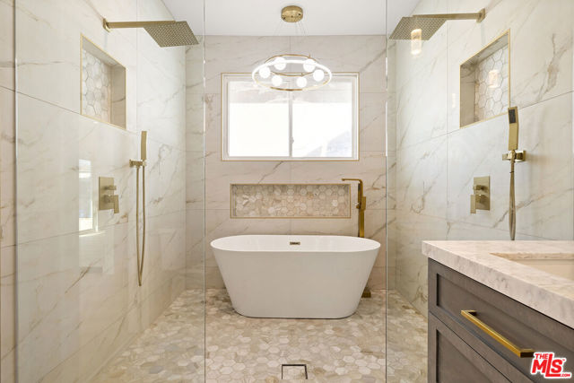 1558 W 47th Street, Los Angeles CA: https://media.crmls.org/mediaz/c314854e-27a6-4ebc-8a73-b92cefb9ad8e.jpg