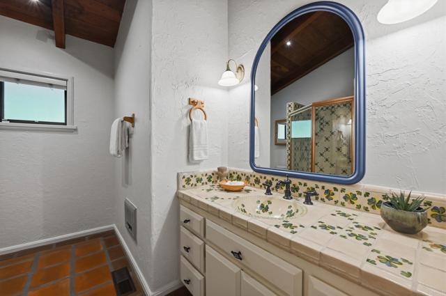 Image 25 of 75 For 3250 Venado Street