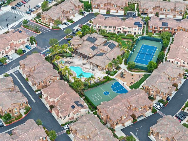 6102 Alida Row, San Diego CA: https://media.crmls.org/mediaz/c314d04a-4509-4a10-8bb9-73230a9452a3.jpg
