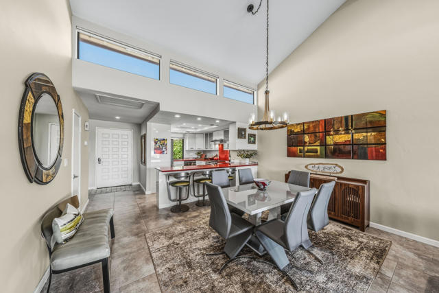 148 Las Lomas, Palm Desert, CA 92260