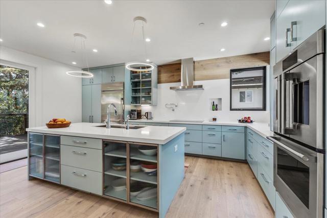 541 Dry Creek Road, Monterey CA: https://media.crmls.org/mediaz/c315a11a-0c70-416c-be39-caa54467d4ca.jpg