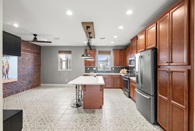 2758 Montecito Vista Way, San Jose CA: https://media.crmls.org/mediaz/c315f7c0-c8d2-480f-aae5-2730e354419a.jpg