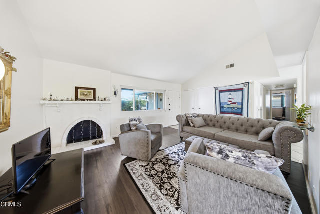 Detail Gallery Image 11 of 46 For 2662 Amy Pl, Port Hueneme,  CA 93041 - 2 Beds | 2 Baths