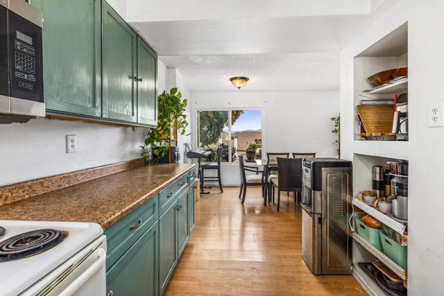 1437 Robin Lane, El Cajon CA: https://media.crmls.org/mediaz/c3168dcd-cbb4-4fa9-8450-8f6c671742d4.jpg