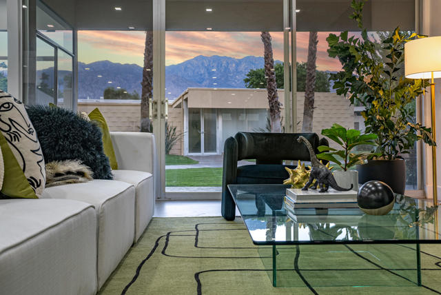 314 Desert Lakes Drive, Palm Springs CA: https://media.crmls.org/mediaz/c317b50a-0408-48f8-b16f-1b89a0cf122f.jpg