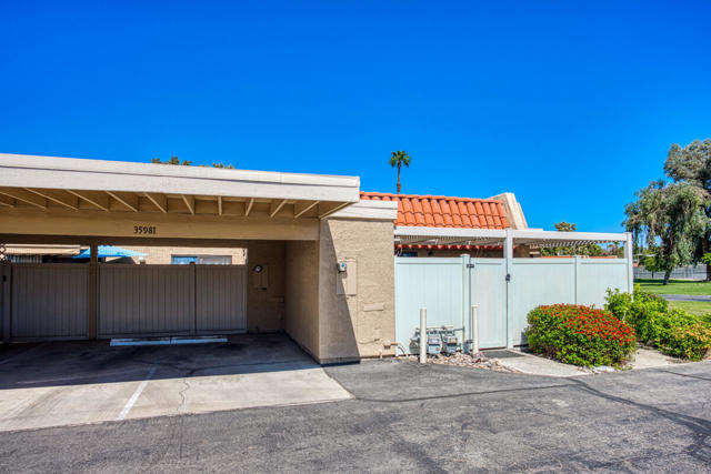 Image 32 of 47 For 35981 Novio Court