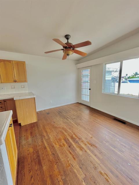 Detail Gallery Image 8 of 19 For 602 Farview St, El Cajon,  CA 92021 - 4 Beds | 2 Baths