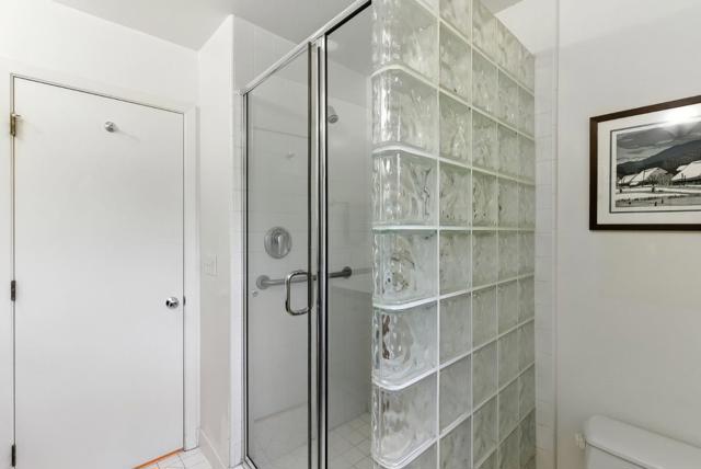 3795 Ralston Avenue, Hillsborough CA: https://media.crmls.org/mediaz/c31a4ff9-a50a-4e67-8822-609eebb8e005.jpg