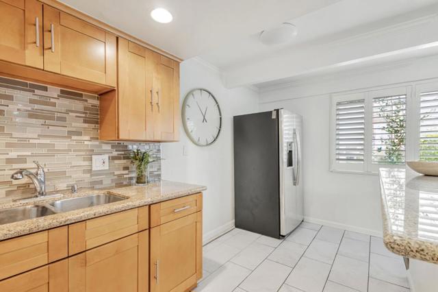 576 Sylvan Street, Daly City CA: https://media.crmls.org/mediaz/c31a87f2-e144-4984-b289-f060eaeb1b17.jpg