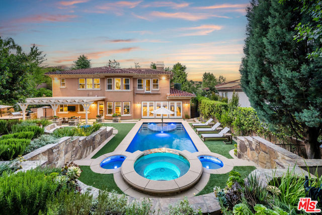 26722 Provence Drive, Calabasas CA: https://media.crmls.org/mediaz/c31d06ff-0054-4599-a4ad-87261a61a039.jpg