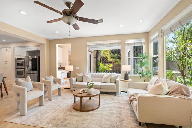 3463 Corte Fresa, Carlsbad CA: https://media.crmls.org/mediaz/c31d772b-3456-47ce-a113-9f2b31e5ba5c.jpg