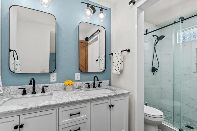 Detail Gallery Image 20 of 30 For 2049 Camino Dr, Escondido,  CA 92026 - 2 Beds | 2 Baths