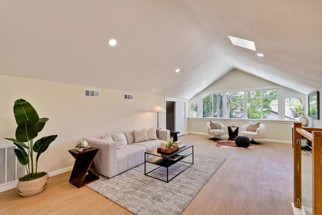 339 S 13th Street, San Jose CA: https://media.crmls.org/mediaz/c31ee7f4-d986-436b-bfb7-3731b6bcf555.jpg