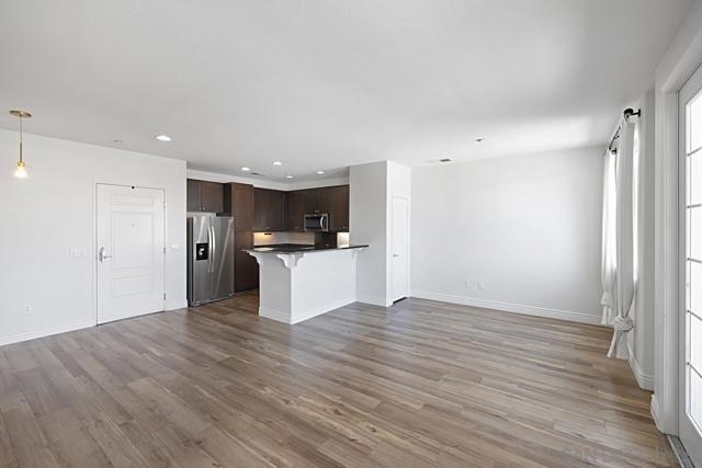 3957 30Th St, San Diego CA: https://media.crmls.org/mediaz/c31eef1d-d6a2-4678-b75d-cdf1833910c9.jpg