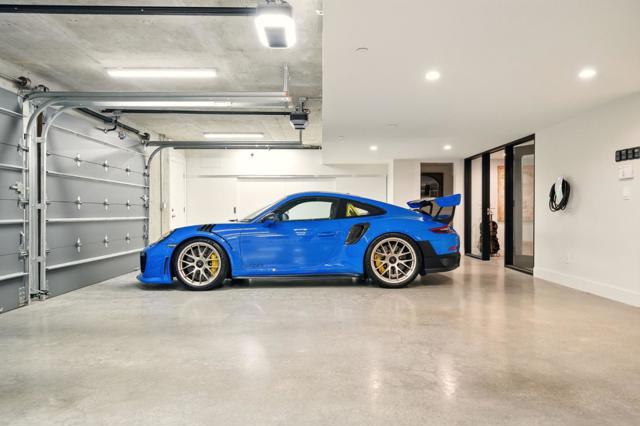 830 Bromfield Road, San Mateo CA: https://media.crmls.org/mediaz/c32038d4-746a-4319-b653-178c59dcab77.jpg