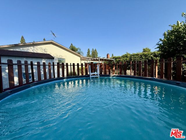 6938 Balboa Boulevard, Van Nuys CA: https://media.crmls.org/mediaz/c3215264-0815-4b95-a5de-7ccbc7ab2634.jpg
