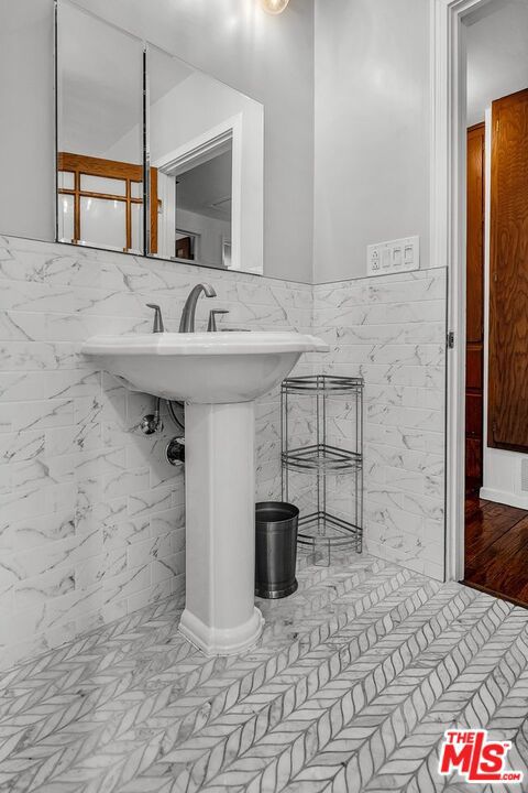 8732 Villanova Avenue, Los Angeles CA: https://media.crmls.org/mediaz/c32329ed-e168-4128-be26-01858cbb52d1.jpg