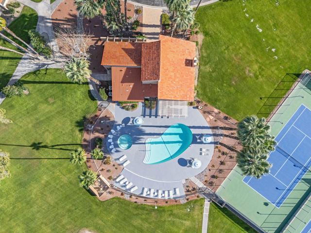 69738 Campana Court, Rancho Mirage CA: https://media.crmls.org/mediaz/c3232d3c-053b-416d-8efb-31793d76903f.jpg